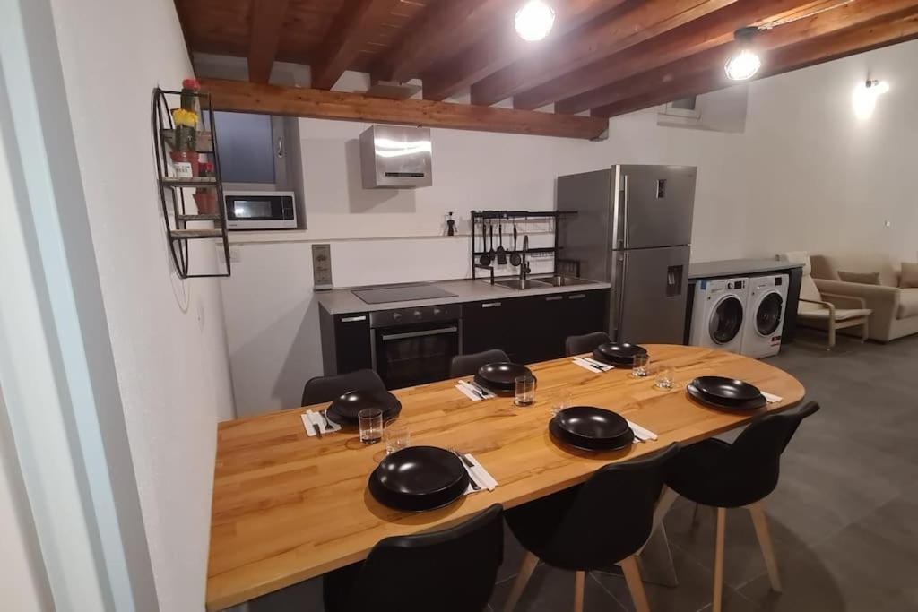 Appartamento Al Centro Di カリアリ エクステリア 写真
